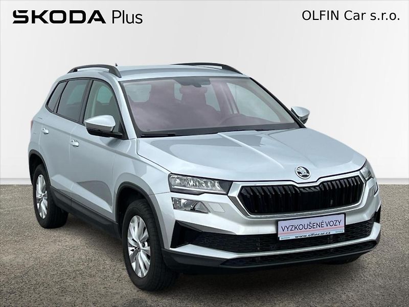 Škoda Karoq 1,5 TSi 110kW 7DSG AMBITION FR - fotka 6 z 27