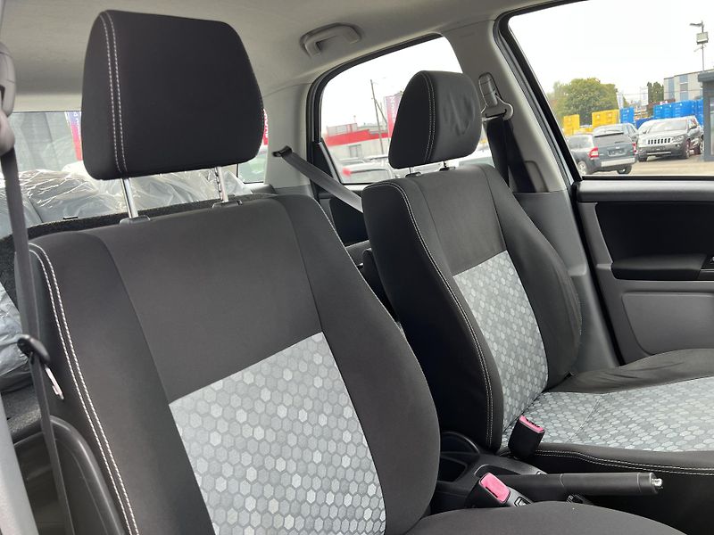 Suzuki SX4 1.6i16v LPG 4x4 TAŽNÉ PŮVOD ČR - fotka 29 z 36