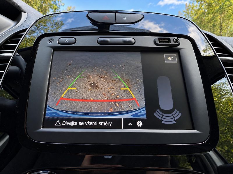 Renault Captur 1,3 TCe 96kW Intens LED Navi - fotka 34 z 42