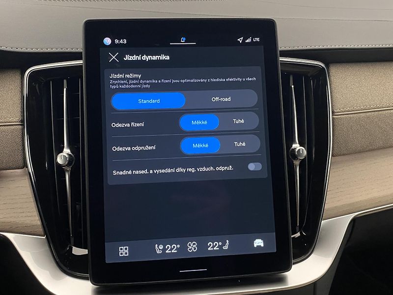 Volvo XC90 (2026) B5 AWD AUT BRIGHT PLUS 7míst - fotka 54 z 63