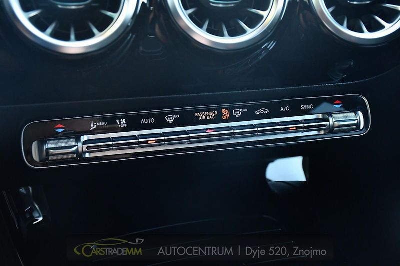 Mercedes-Benz CLA 45S AMG 4M+ 310kW ČR 1M - fotka 38 z 60