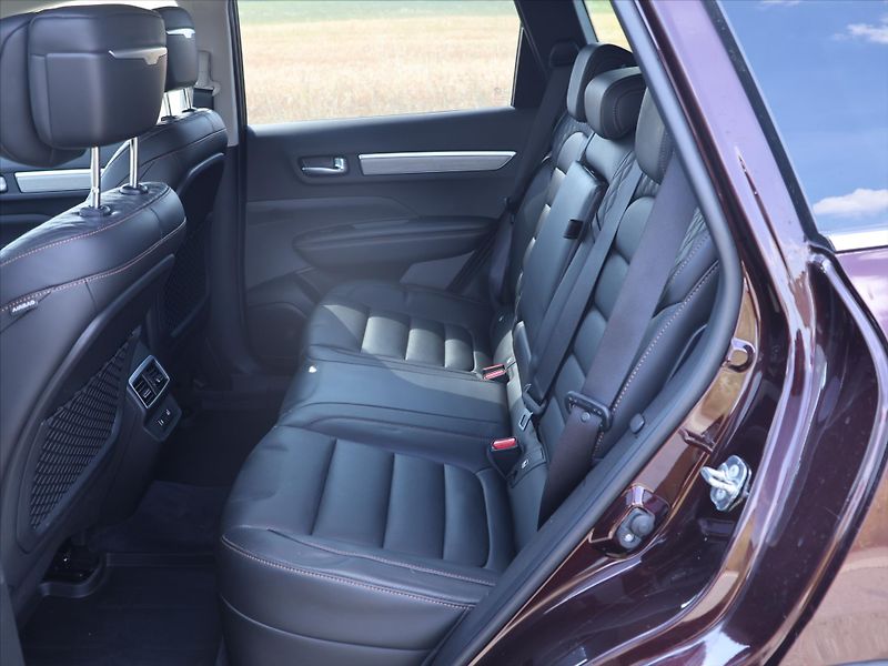 Renault Koleos 2,0 dCi 135kW Initale Paris CZ - fotka 12 z 30