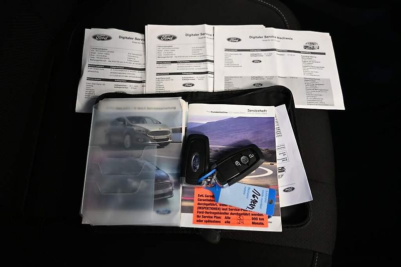 Ford S-MAX (2020) 2.0 140 KW LED ACC SONY 8AT EC - fotka 24 z 34