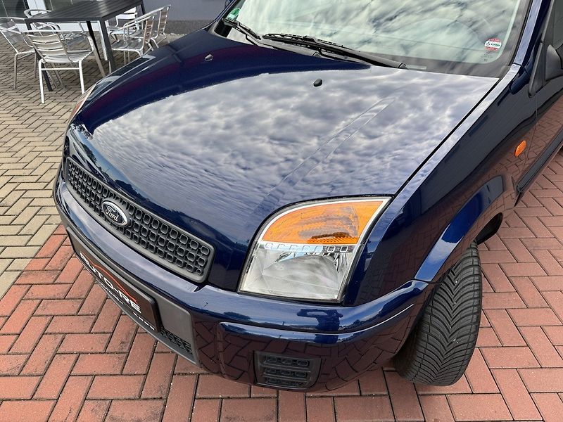 Ford Fusion (2010) 1.4i Style Klima Winter Paket - fotka 33 z 47