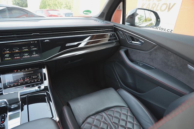 Audi SQ7 (2020) TDi V8 320kW Quattro EXCLUSIVE - fotka 38 z 45