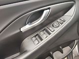 Hyundai i30 1.5 T-GDi/103 N-Line DCT MHEV - náhled 30