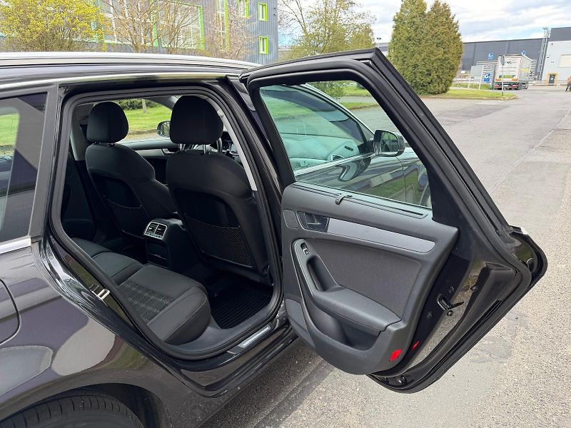 Audi A4 2,0 TDi Quattro /1.maj./ ČR /  - fotka 18 z 30