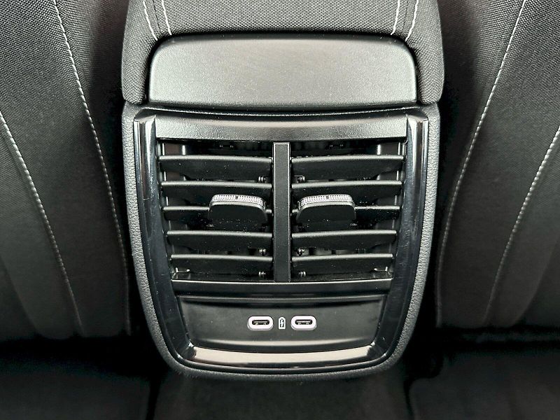 Škoda Kamiq (2025) DSG 1.0TSI 85kW Monte Carlo - fotka 28 z 33