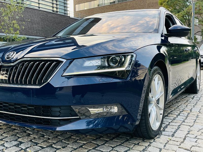 Škoda Superb 2.0TDI DSG TAŽNÉ NEZÁVISLE TOP - fotka 52 z 53
