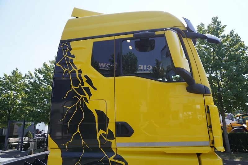 MAN TGX (2023) 26.510 6x2-4 / BDF / 2023 - fotka 9 z 21