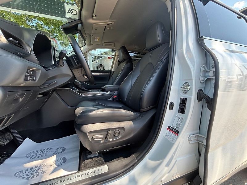 Toyota Highlander 2.5HEV e-CVT.CZ.DPH.PRESTIGE.1 - fotka 24 z 49