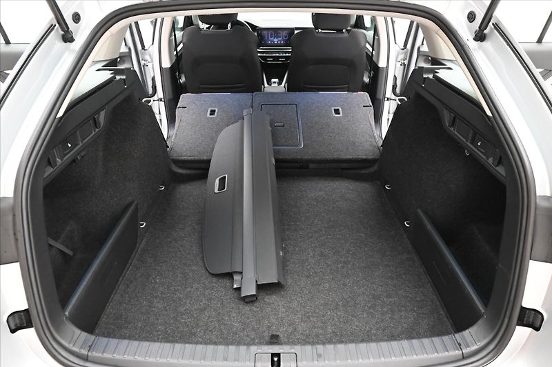 Škoda Octavia 2,0 TDI 110 kW DSG STYLE Záruk - fotka 11 z 31