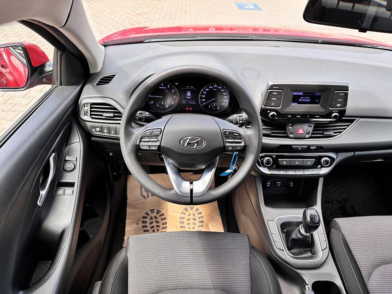 Hyundai i30 WG 1.0T-GDi 88kW ČR DPH TAŽNÉ  - fotka 15 z 24
