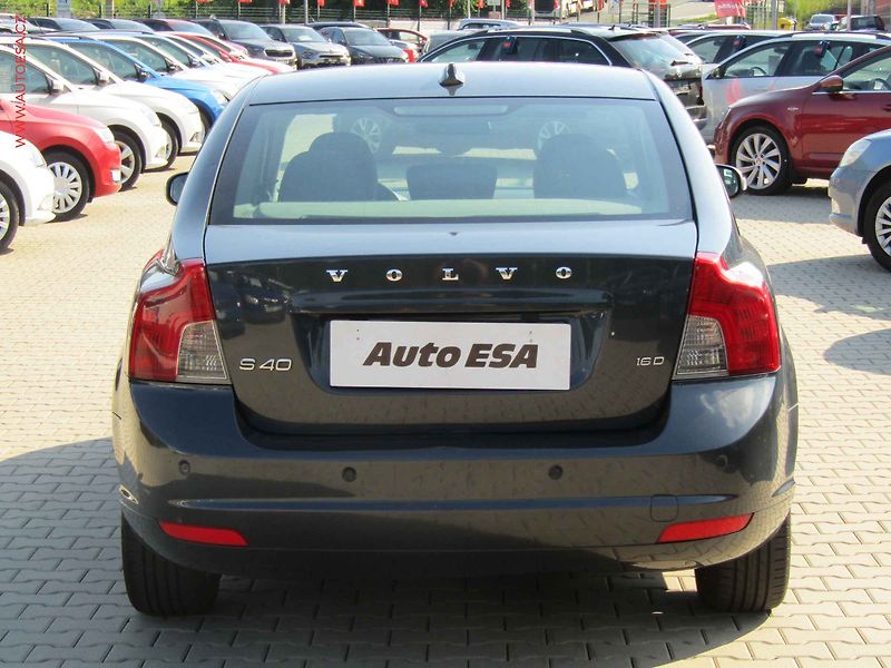 Volvo S40 (2008) 1.6D, ČR, AC - fotka 5 z 16