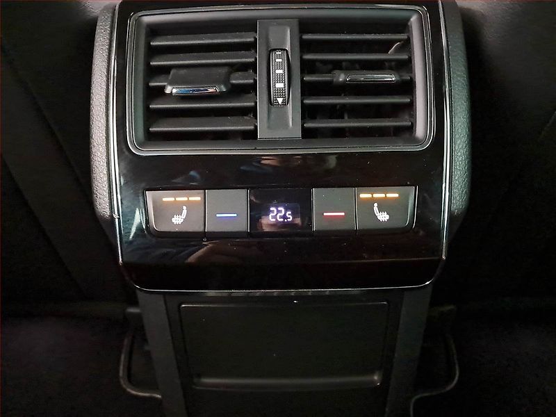 Škoda Superb (2017) Ambition Plus 2.0 TDI 4x4 - fotka 21 z 22
