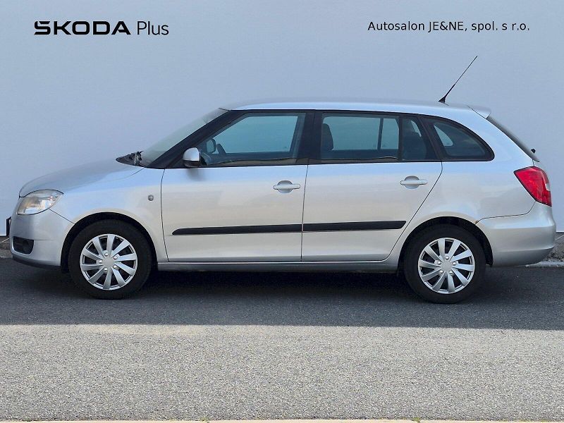 Škoda Fabia (2009) Ambiente Plus 1.9 TDI 77kW Com - fotka 3 z 22