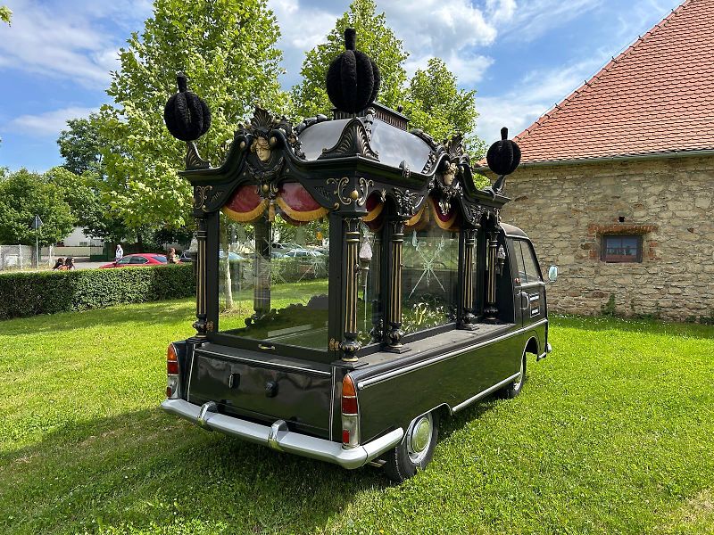 Fiat Ostatní (1958) 1100T POHŘEBNÍ VŮZ - fotka 30 z 36