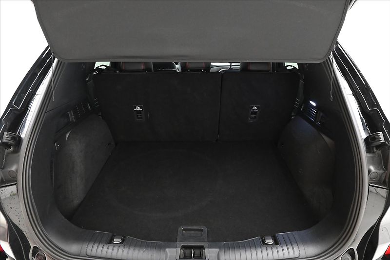 Ford Kuga 2,5 PLUG-IN 112 kW ST-LINE Zár - fotka 10 z 32