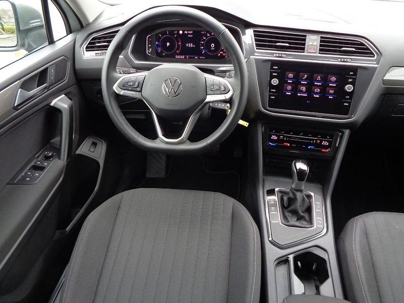 Volkswagen Tiguan 2.0 TDI DSG Life 7 míst 110kW - fotka 5 z 30