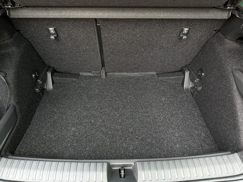 Škoda Kamiq 1.0TSi Monte Carlo 116PS Matri - fotka 39 z 41