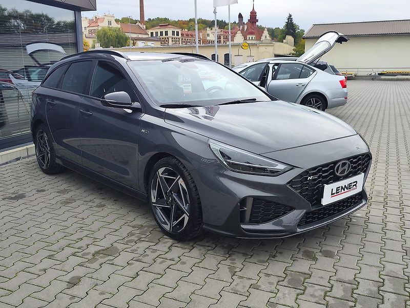 Hyundai i30 1.5 T-GDI/103kW N-Line DCT - fotka 3 z 34