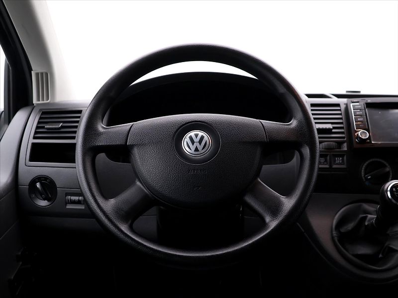Volkswagen Multivan 1,9 TDI 75kW Startline - fotka 18 z 35