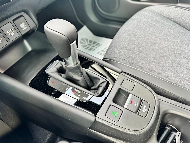 Honda Jazz (2026) 1.5 e:HEV ADVANCE SKLADEM - fotka 16 z 37