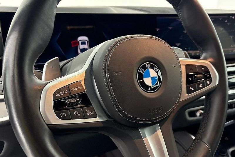 BMW X6 xDrive40d - fotka 24 z 28