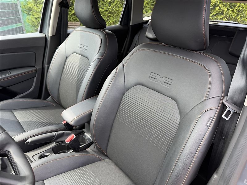 Dacia Duster 1.0 TCe LPG Extreme - fotka 19 z 26