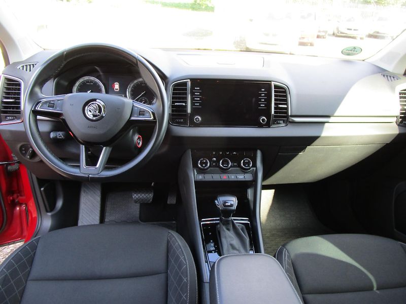 Škoda Karoq 1,6TDI-85KW-DSG-NOVÁ STK - fotka 17 z 30