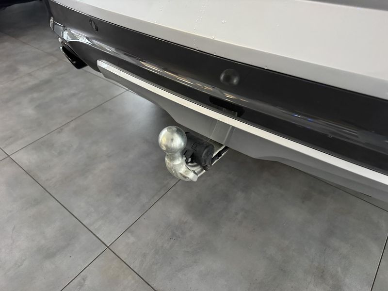 BMW X4 (2017) X4 M40i xDrive HARMAN KARDON - fotka 24 z 35