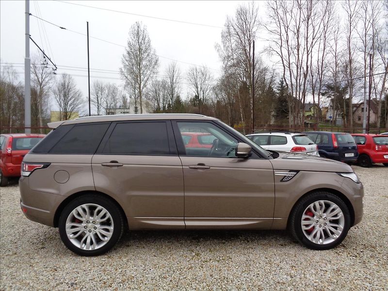 Land Rover Range Rover Sport 4,4 SDV8 Autobiography - fotka 8 z 59