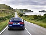 Jaguar XE.