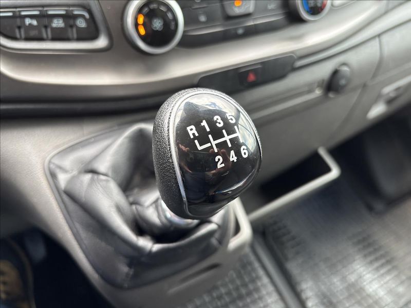Ford Transit 2,0 EcoBlue Trend Chlaďák L2 - fotka 27 z 35