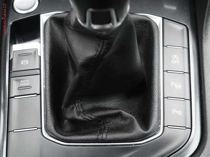 Volkswagen Tiguan (2017) 2.0 TDi, ČR, Comfortline - fotka 14 z 19