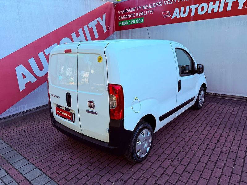 Fiat Fiorino 1.4 LPG, Klimatizace - fotka 6 z 19