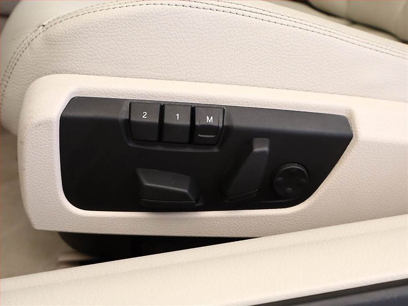 BMW Řada 6 (2013) 640d - fotka 16 z 17