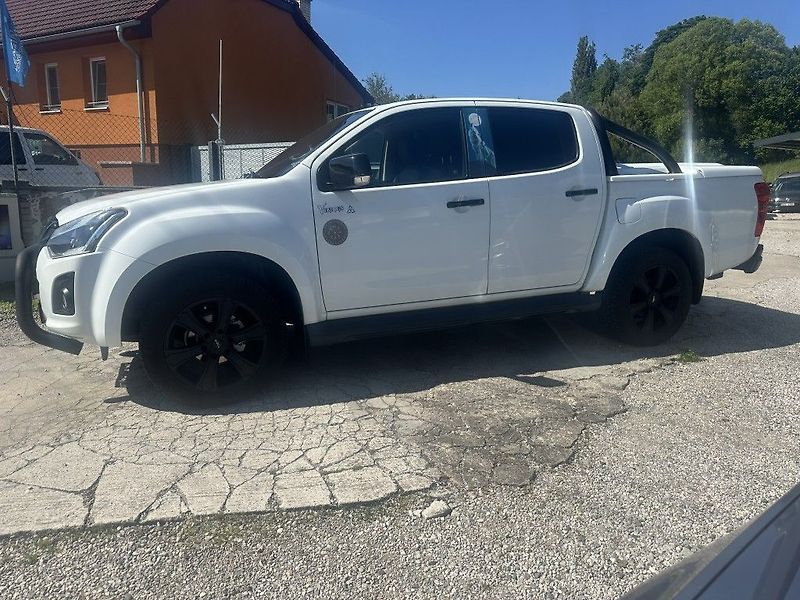 Isuzu Ostatní 1.9 Double Cab 4x4 LSE A/T - fotka 7 z 28