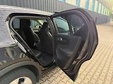 Volvo XC40 2,0 D D4 AWD Momentum - náhled 16