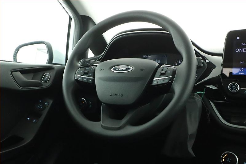 Ford Fiesta (2022) Trend 1.0 EcoBoost, ČR,1.maj - fotka 15 z 16
