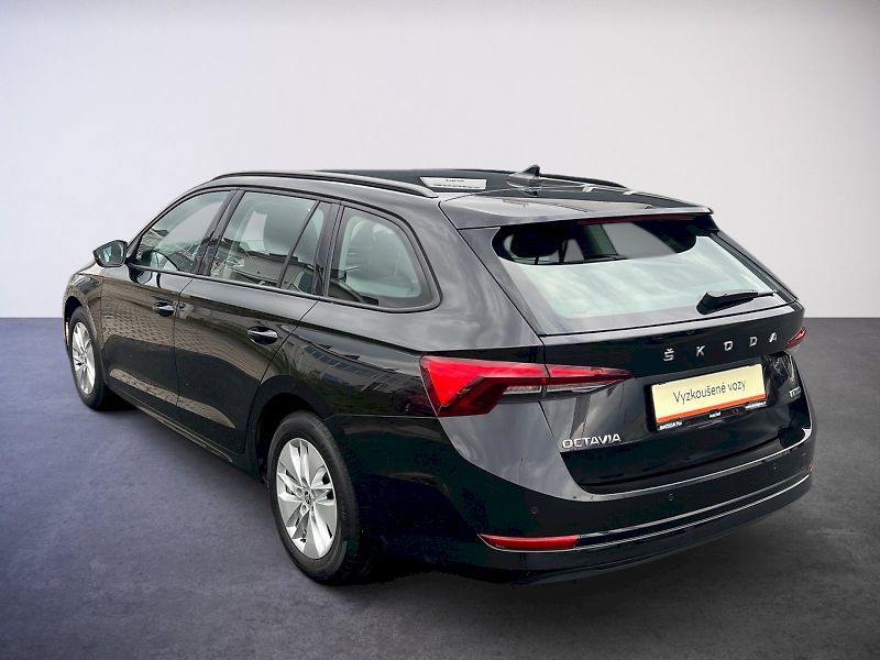 Škoda Octavia (2022) Ambition 1.5TSi M-HEV 110kW 7° - fotka 7 z 28