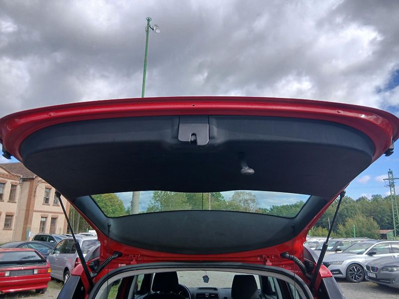 Škoda Yeti TSI, 4x4, nová STK - fotka 33 z 35
