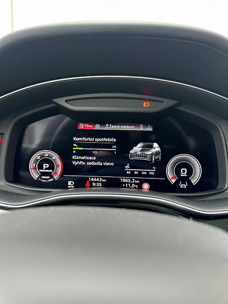 Audi Q7 (2024) S-LINE QUATTRO V ZÁRUCE 360 - fotka 18 z 39