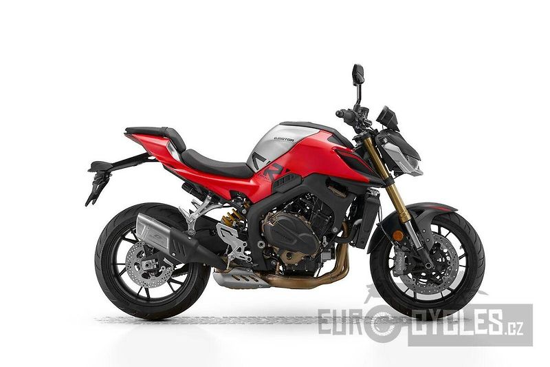 QJ Motor (2026) SRK 800 - fotka 13 z 20