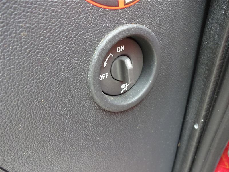 Dacia Sandero 1,4i 55kW - fotka 32 z 39