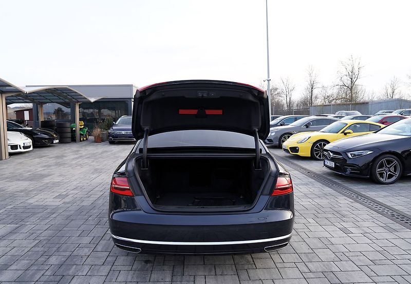Audi A8 3.0 TDI Quattro/Tiptr./Matrix - fotka 13 z 48