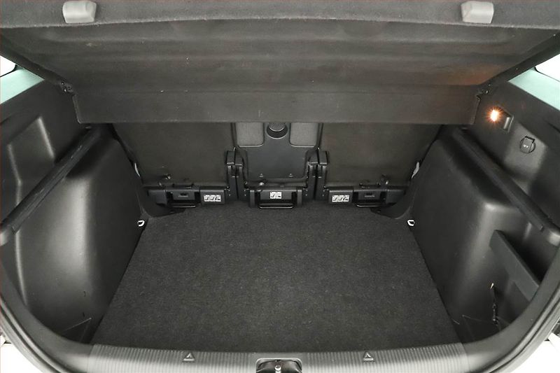 Škoda Yeti (2017) Outdoor 1.4 TSI, Tempomat - fotka 12 z 13