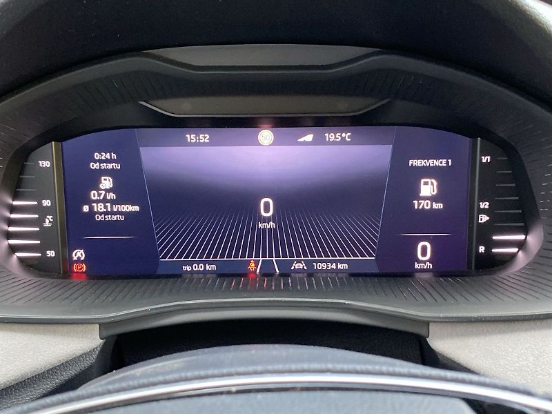 Škoda Kamiq (2024) 1.0 TSI FirstEdition - fotka 6 z 10