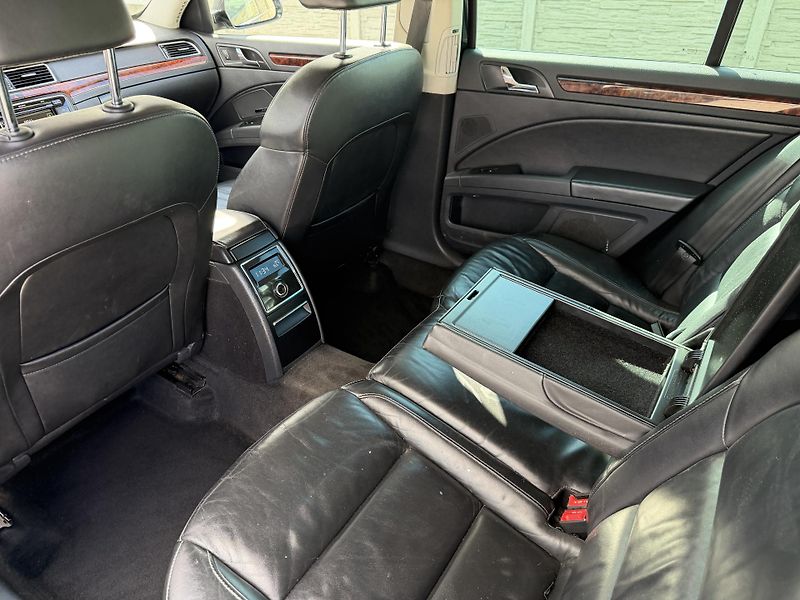 Škoda Superb 2.0TDi 170PS 6R 4x4 0% KOROZE! - fotka 109 z 157