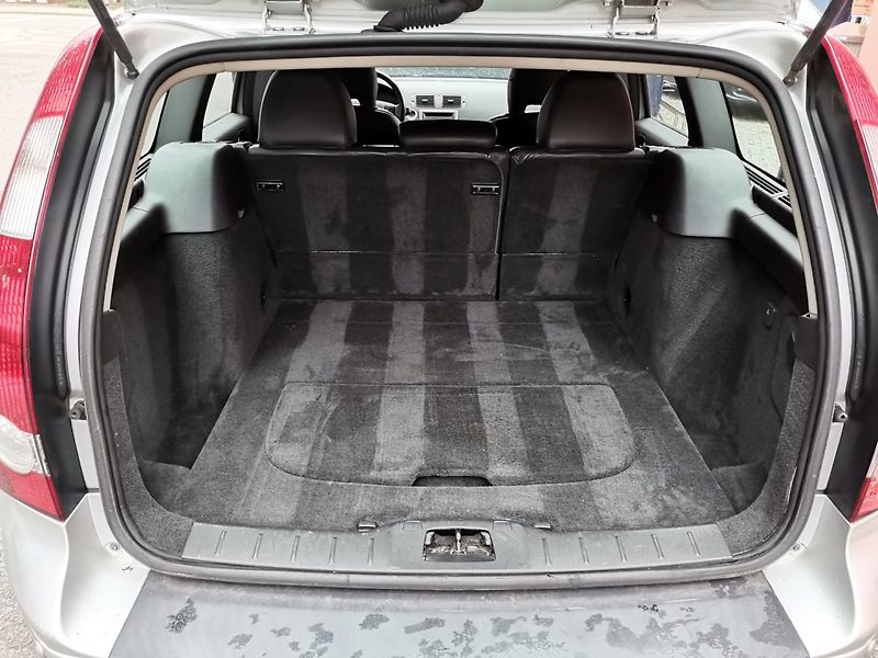 Volvo V50 (2005) 2.0d 100kw AC Tempomat Tažné - fotka 19 z 25
